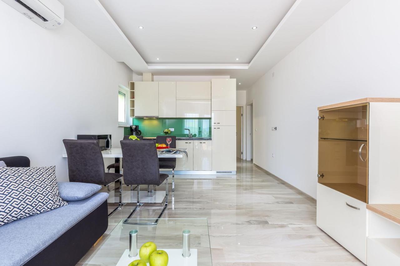 Luxury Apartments Kostrena With Pool 2 Exterior photo